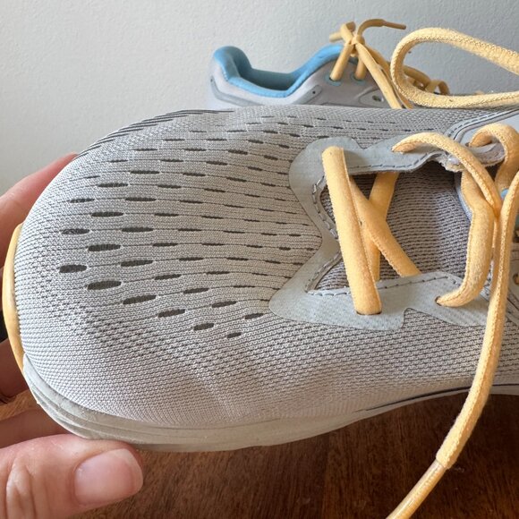 Altra Via Olympus - Picture 4 of 16